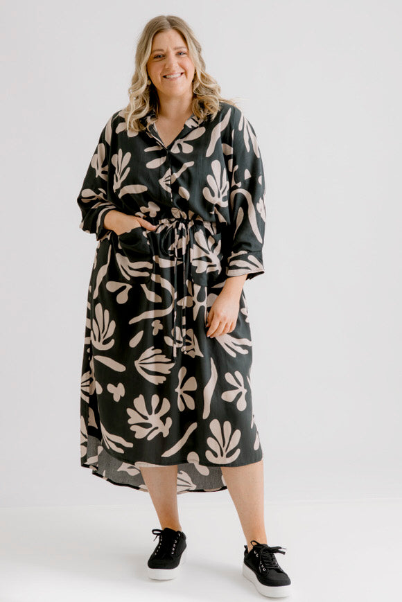 Arenes Motif Shirt Dress - Black Motif Print